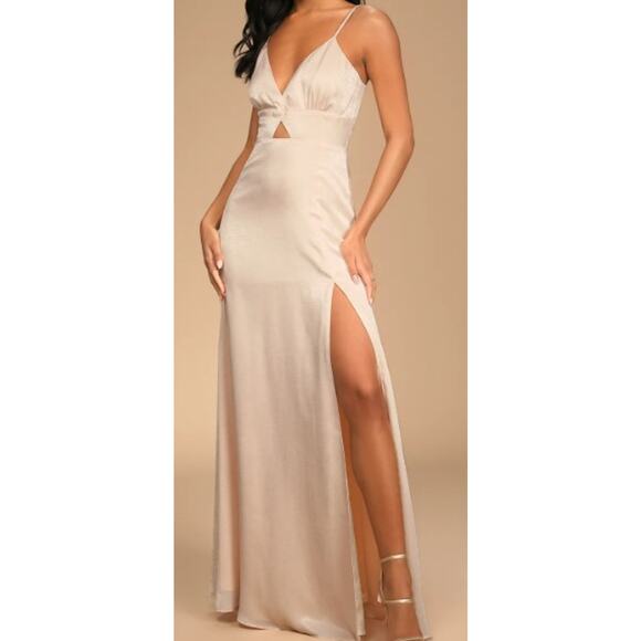 Lulu's Dresses & Skirts - LULU'S SZ S Endless Elegance Light Peach Satin Sleeveless Maxi Dress B139